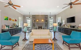 Quality Inn & Suites Santee I-95